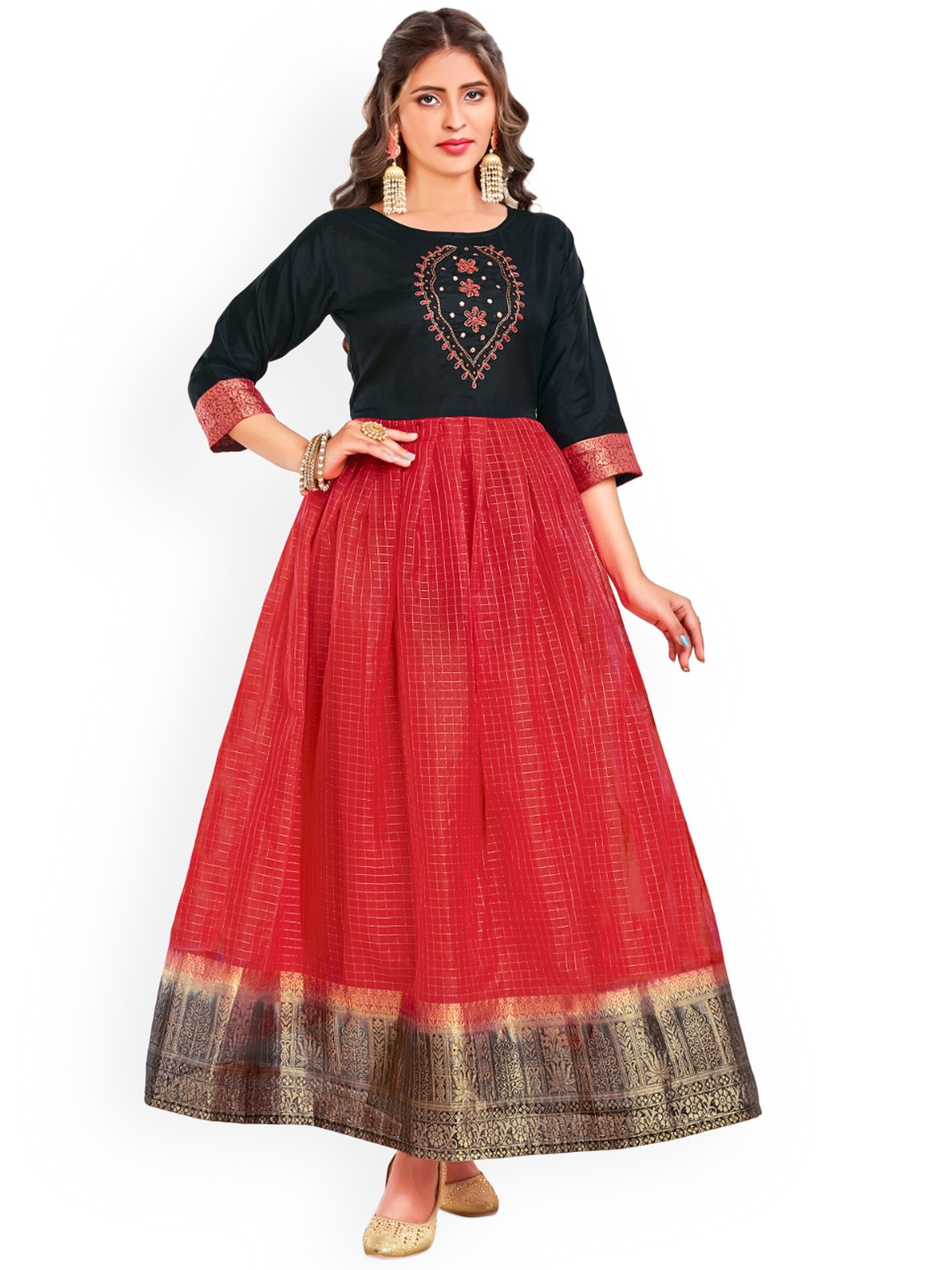 

Angroop Ethnic Motifs Embroidered Anarkali Kurta, Black
