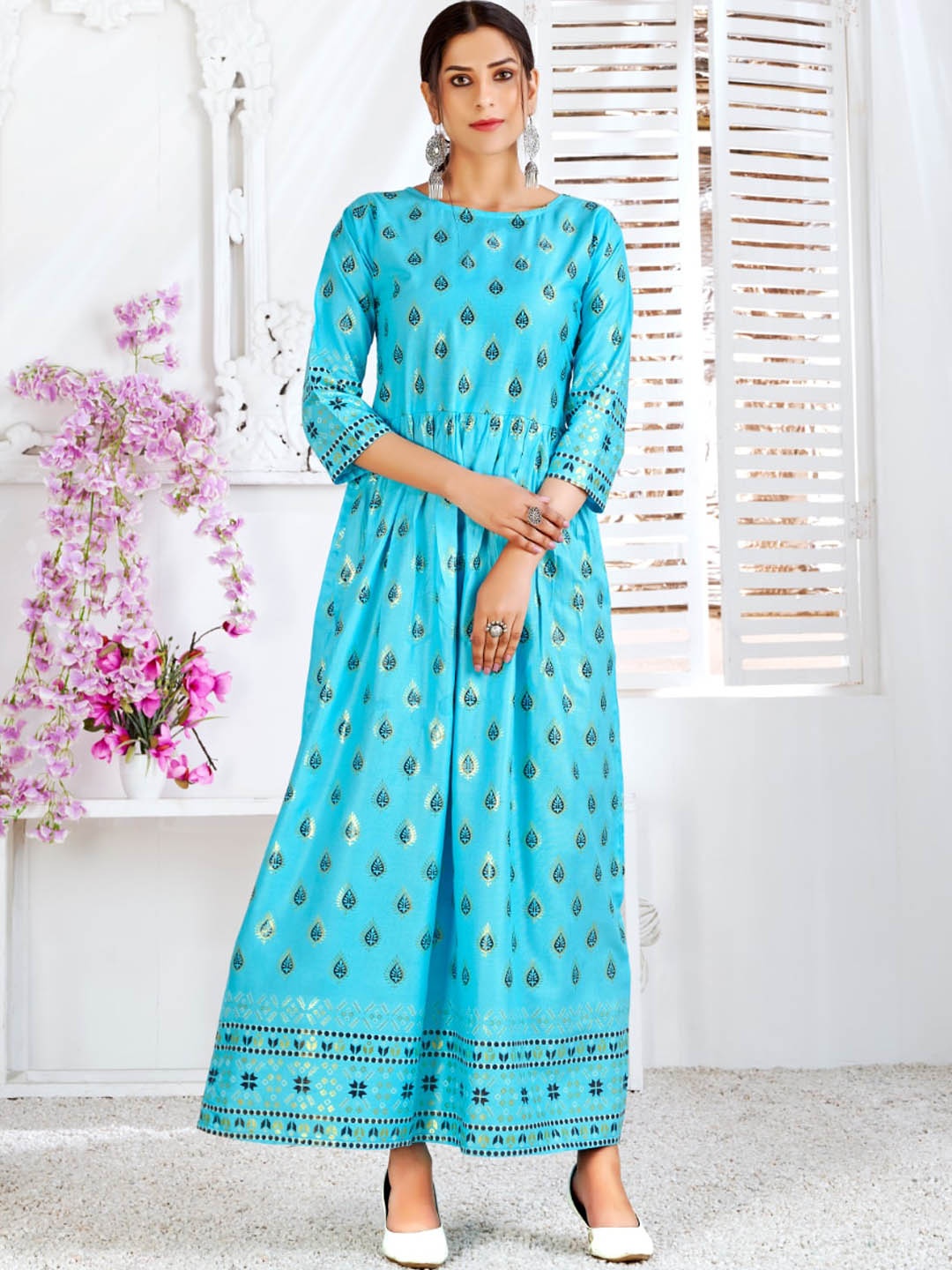 

Angroop Ethnic Motifs Printed Anarkali Kurta, Blue
