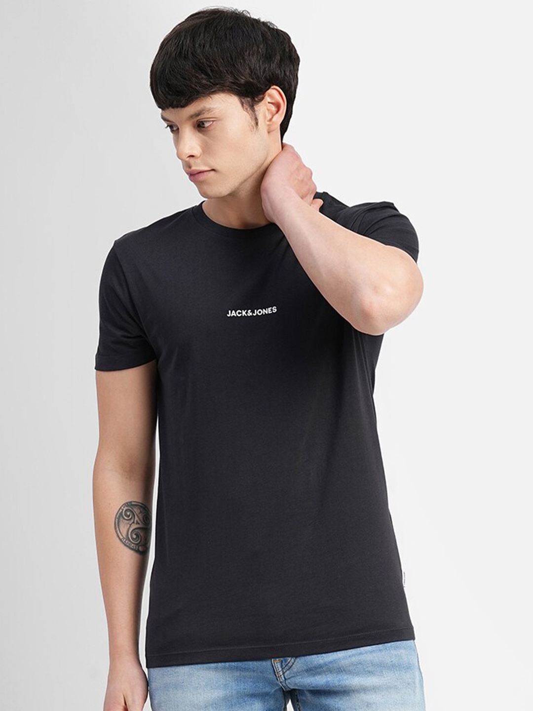 

Jack & Jones Round Neck Slim Fit T-shirt, Black