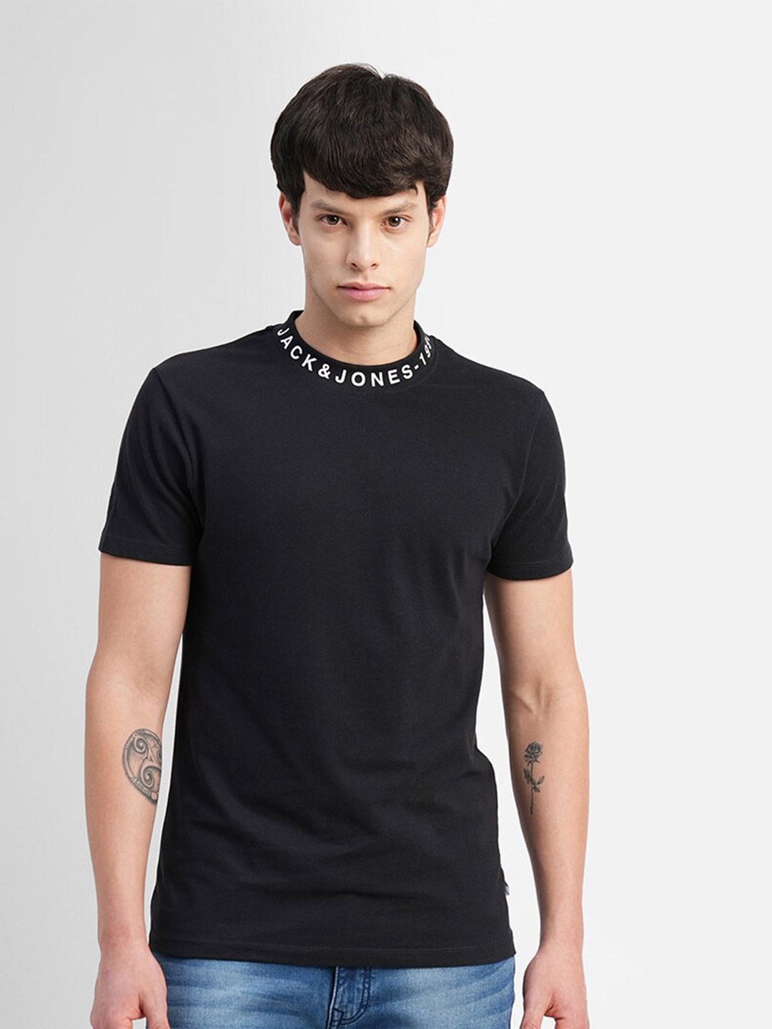 

Jack & Jones Round Neck Slim Fit T-shirt, Black