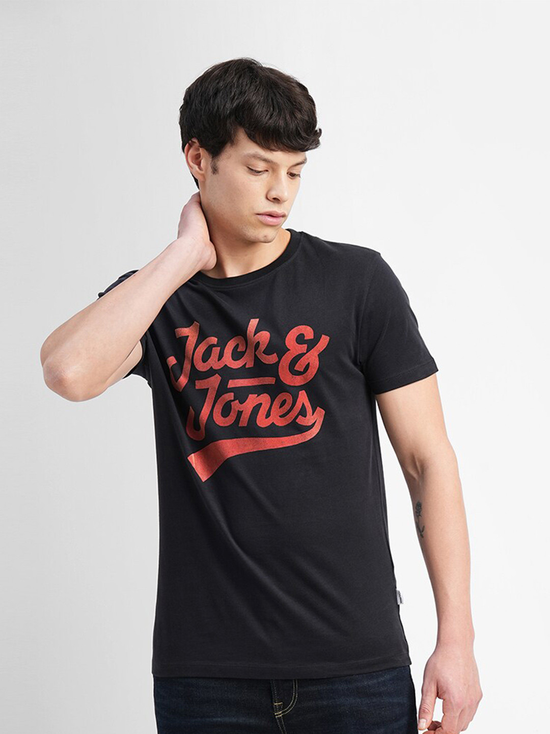 

Jack & Jones Men Typography Printed Cotton Slim Fit T-shirt, Black