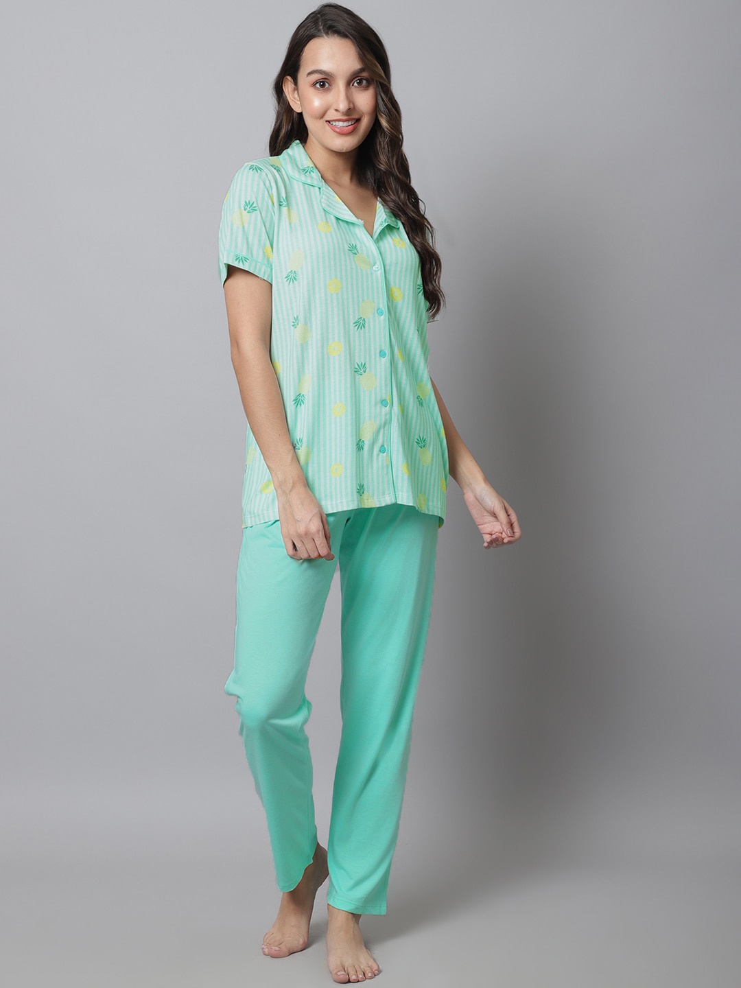 

Kanvin Striped Night Suit, Green