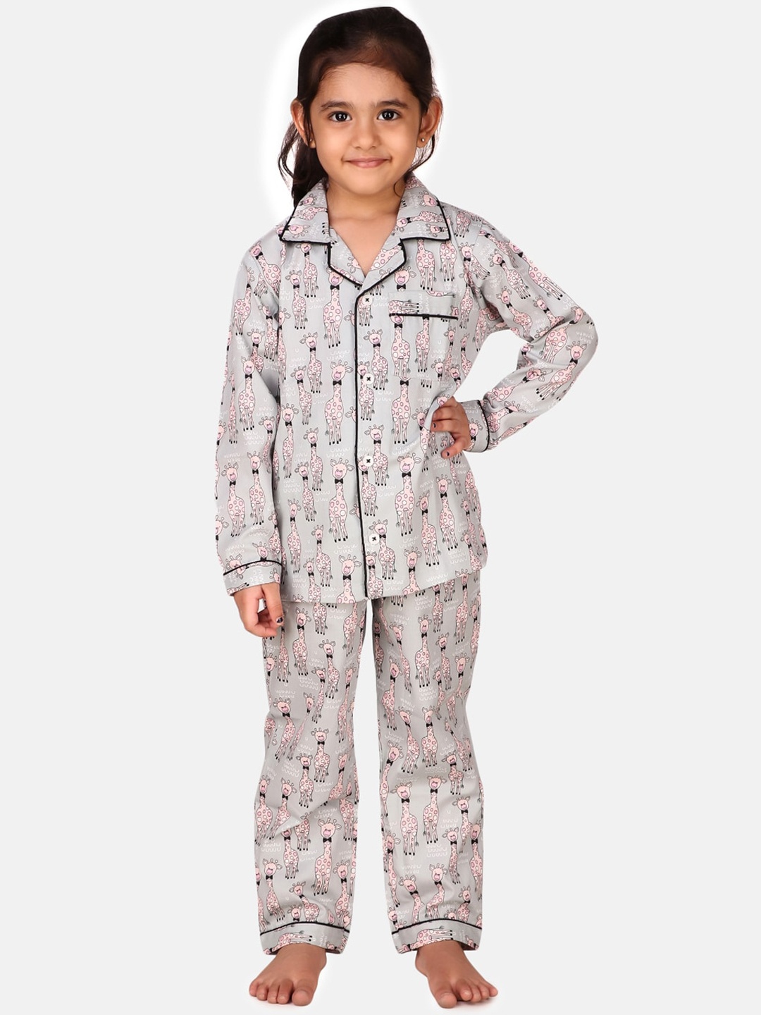 

Hippodrome Kids Cute Giraffe Printed Cotton Full Sleeves Night Suit, Grey