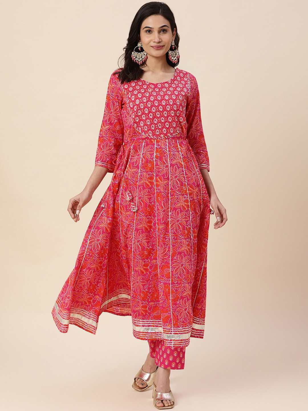 

Meena Bazaar Floral Printed Panelled Anarkali Kurta with Trousers, Pink