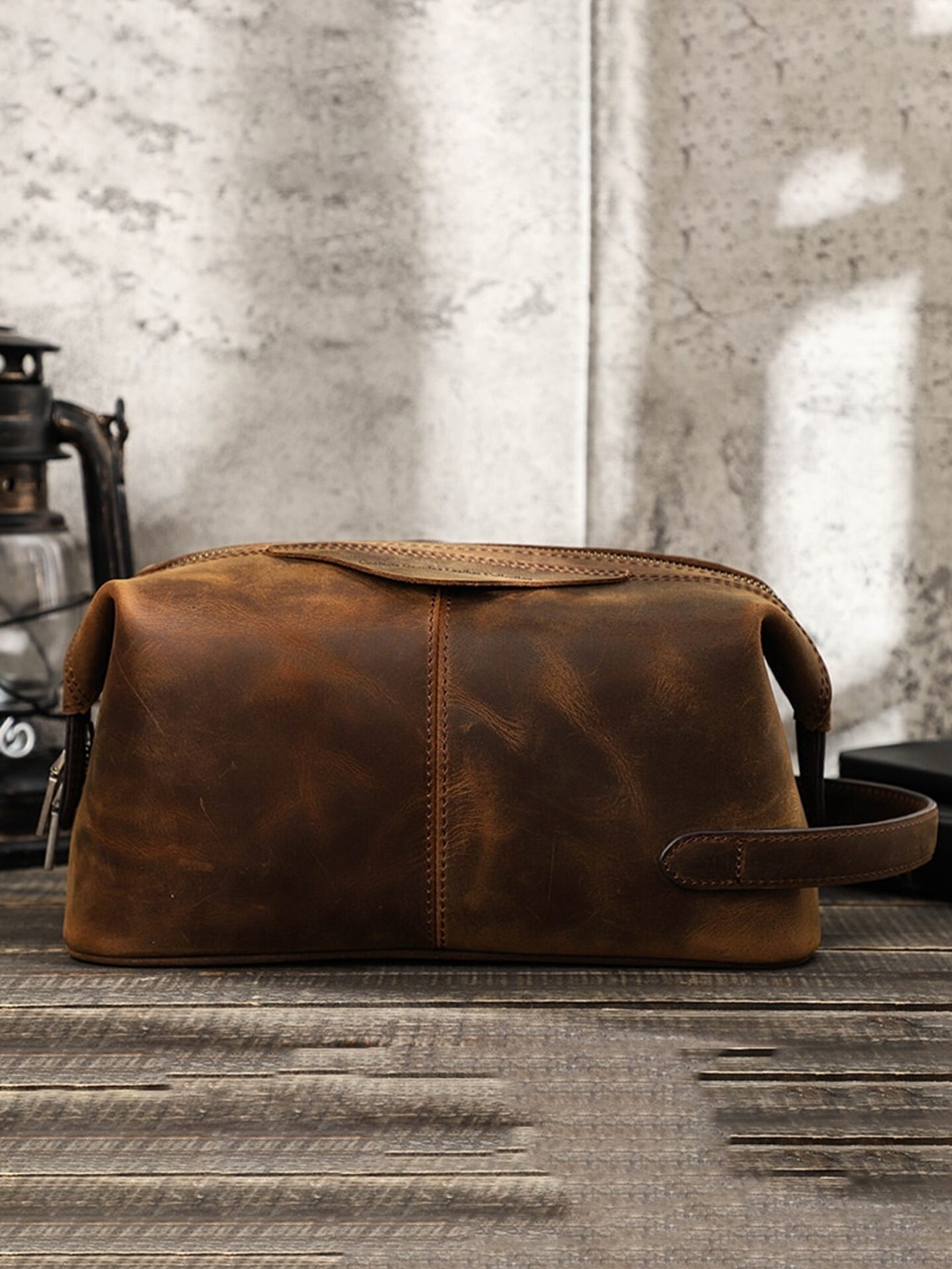 

CONTACTS Genuine Leather Travel Toiletry Bag, Brown