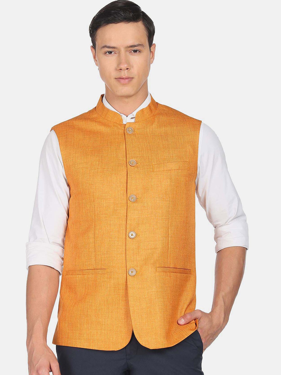 

Arrow Men Mandarin Collar Heathered Nehru jacket, Mustard