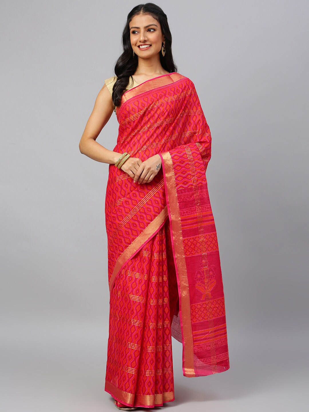 

RATAN Geometric Printed Pure Cotton Patola Saree, Red