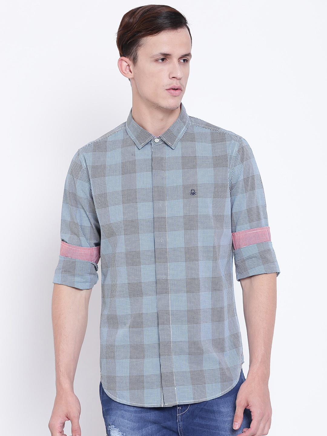 

United Colors of Benetton Men Blue & Black Slim Fit Checked Casual Shirt