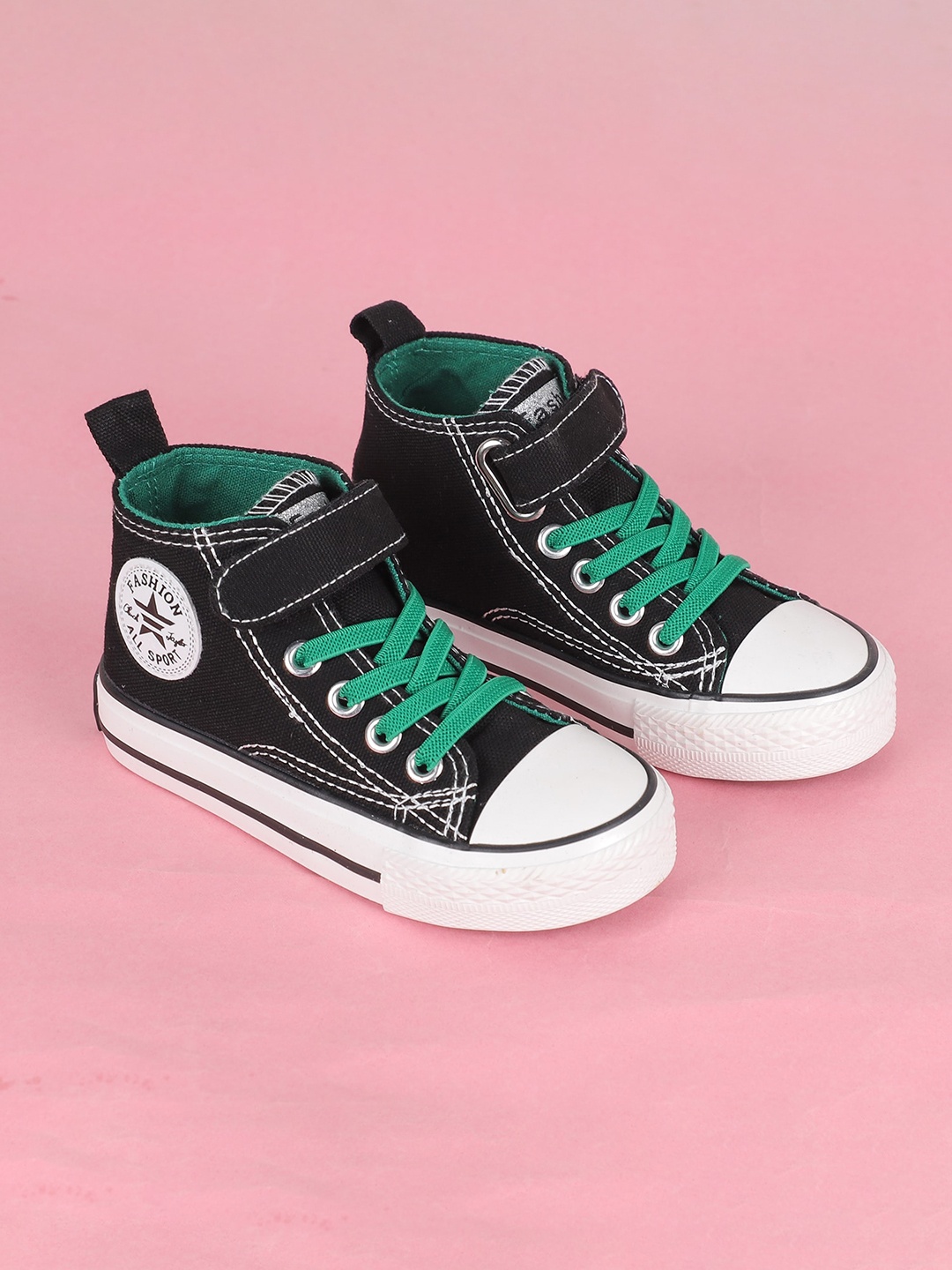 

FEETWELL SHOES Kids Colourblocked Mid-Top Sneakers, Black