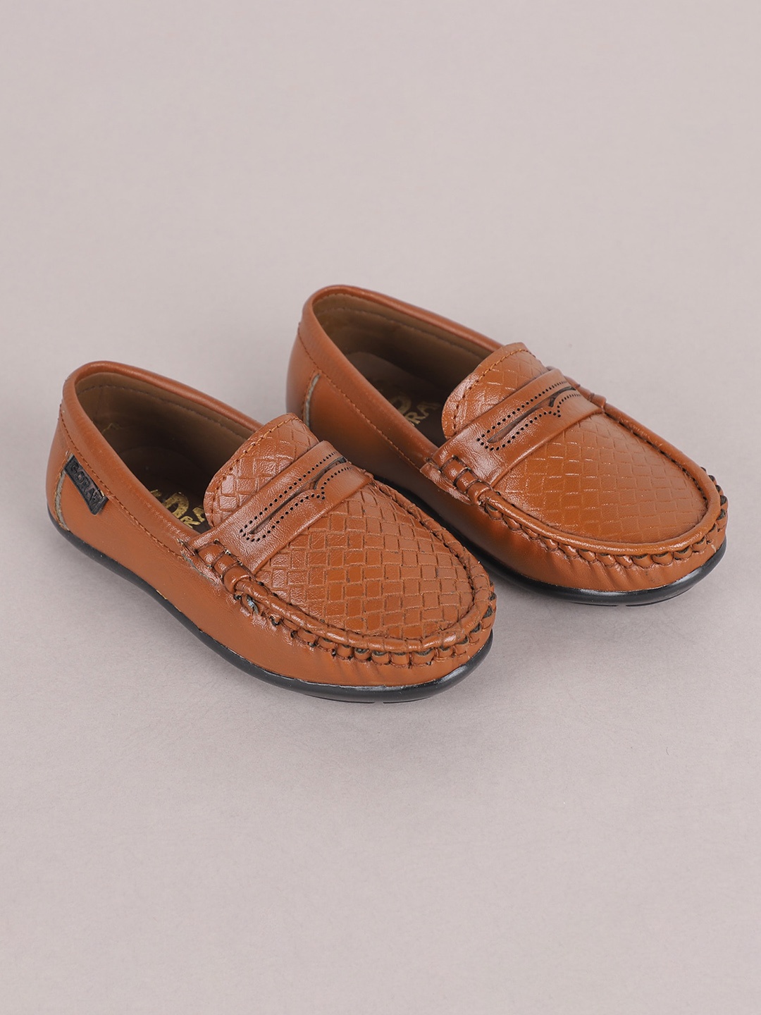 

FEETWELL SHOES Boys Textured Loafers, Tan