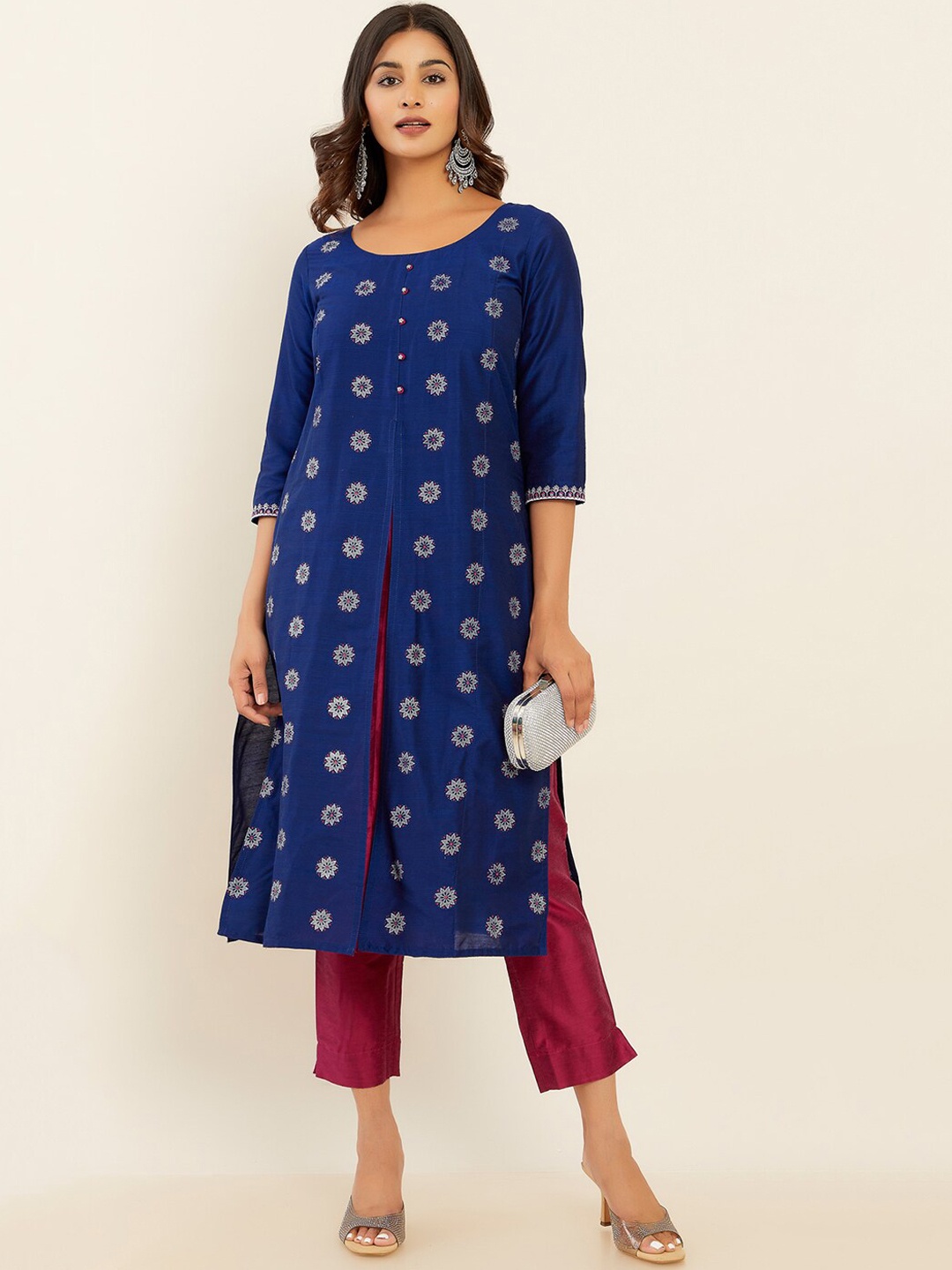 

Maybell Floral Printed Pure Silk Kurta with Trousers Set, Blue
