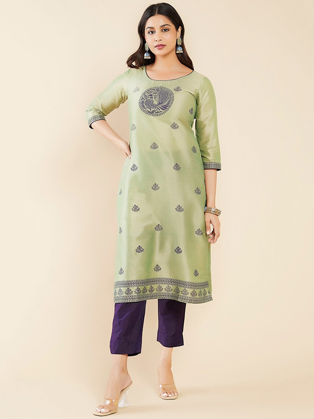 

Maybell Ethnic Motifs Printed Kurta with Trousers Set, Green