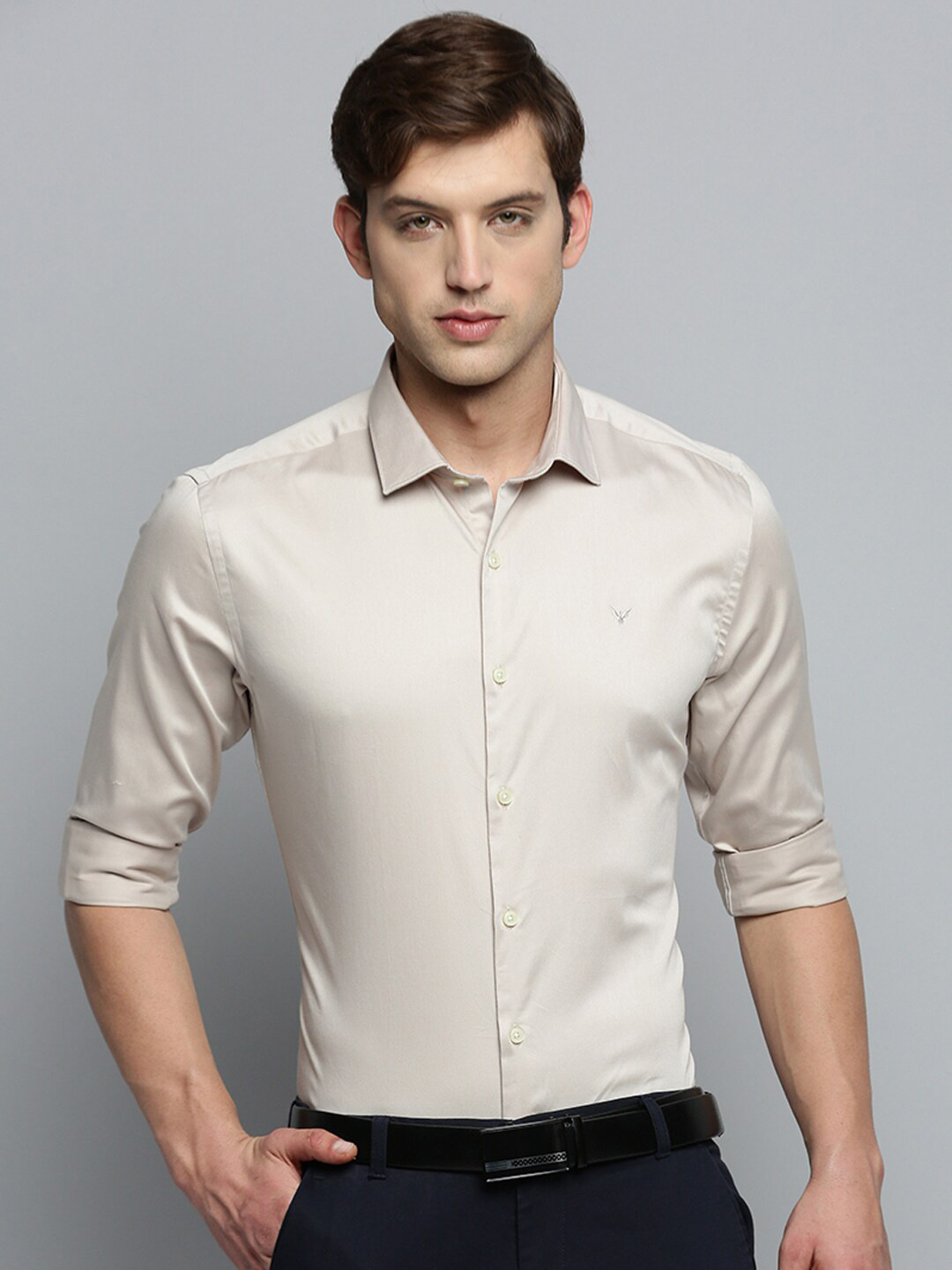 

SHOWOFF Spread Collar Formal Shirt, Taupe