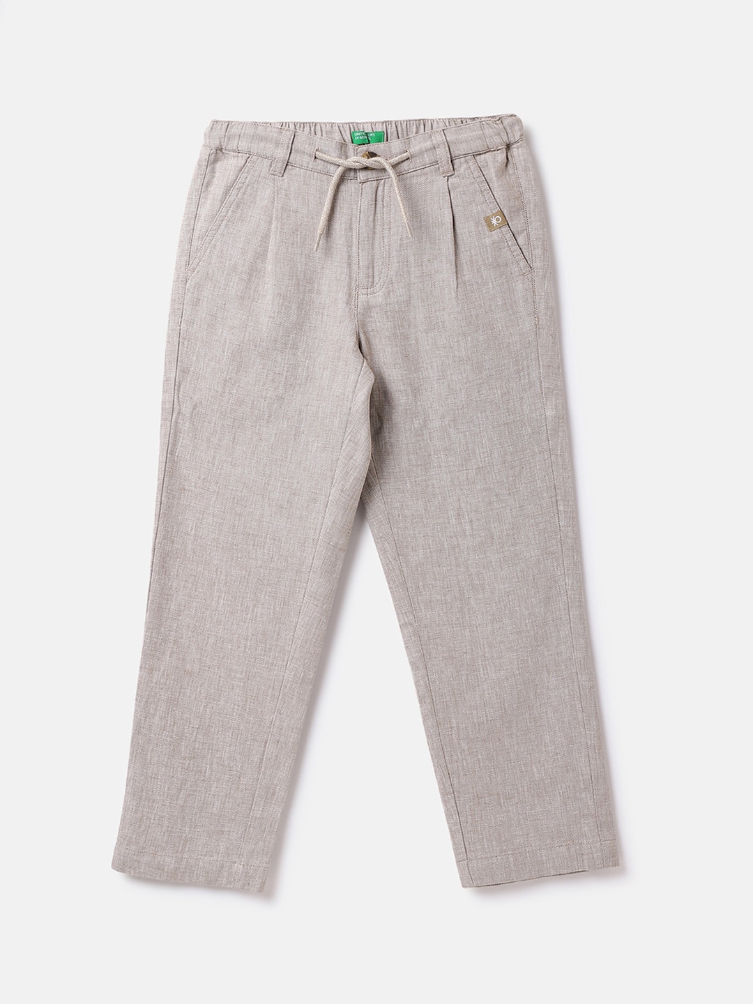 

United Colors of Benetton Boys Mid Rise Pleated Trousers, Grey