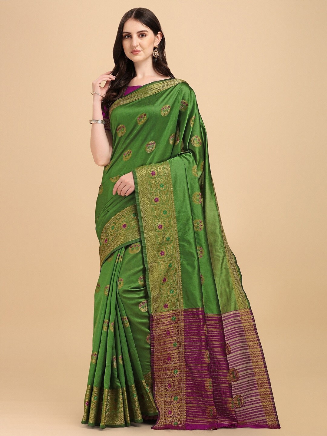 

Naishu Trendz Woven Design Zari Pure Silk Kanjeevaram Saree, Green