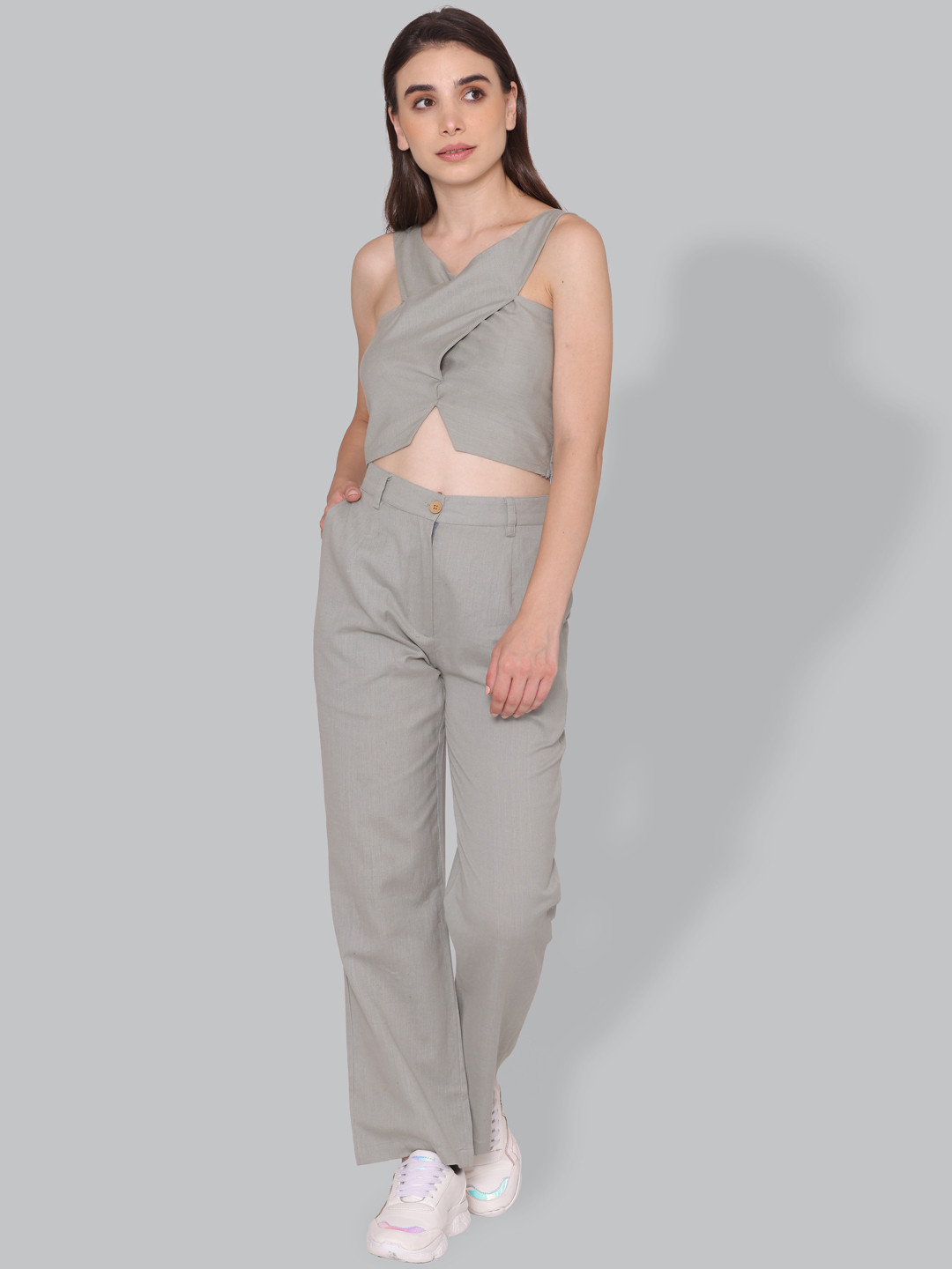 

CUFFS N LASHES Women Shoulder Straps Sleeveless Top & Mid-Rise Trouser, Grey