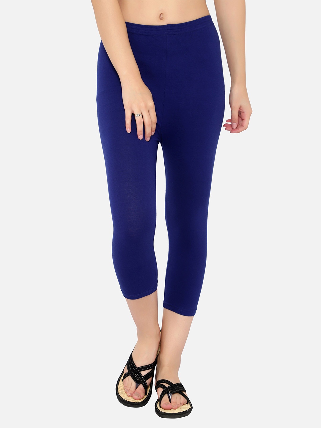 

DIAZ Women Cotton Mid Rise Capris, Navy blue