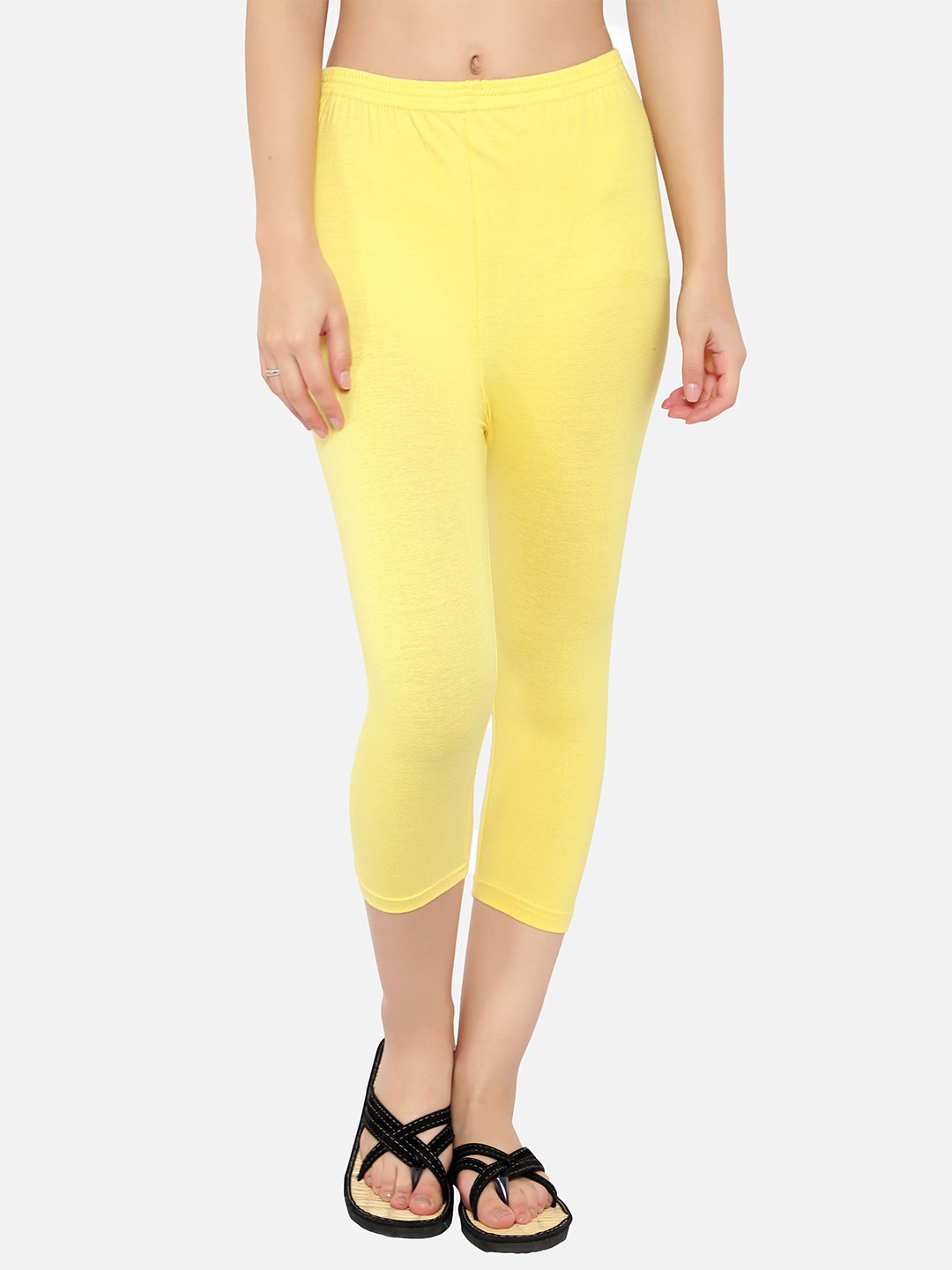 

DIAZ Women Cotton Mid Rise Capris, Yellow