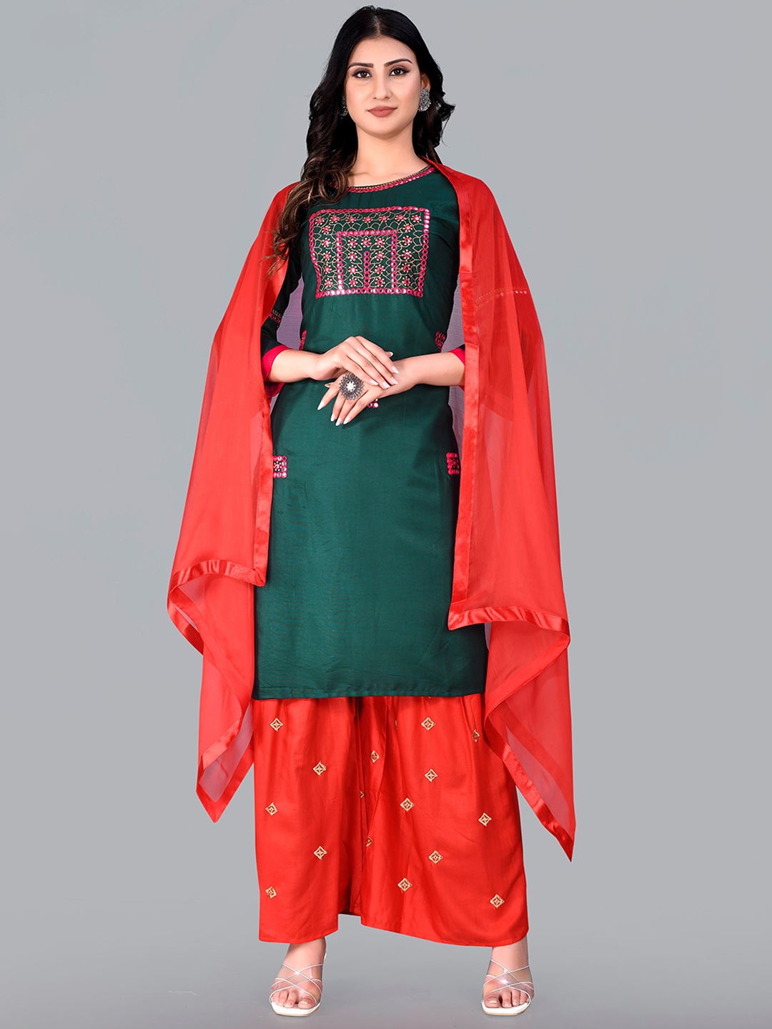 

Fashion FRICKS Ethnic Motif Embroidered Mirror Work Kurta With Palazzos & Dupatta, Green