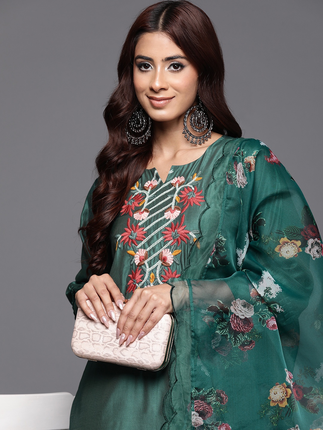 

Indo Era Women Floral Embroidered Thread Work Liva Kurta with Trousers & With Dupatta, Teal