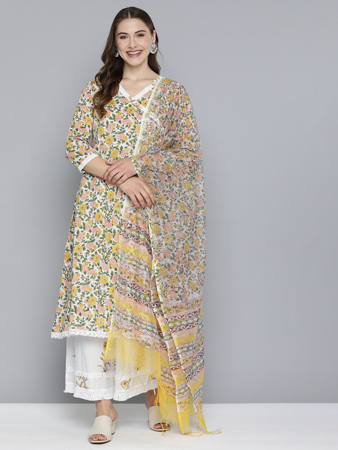 

HERE&NOW Floral Printed Regular Pure Cotton Kurta with Palazzos & With Dupatta, Peach