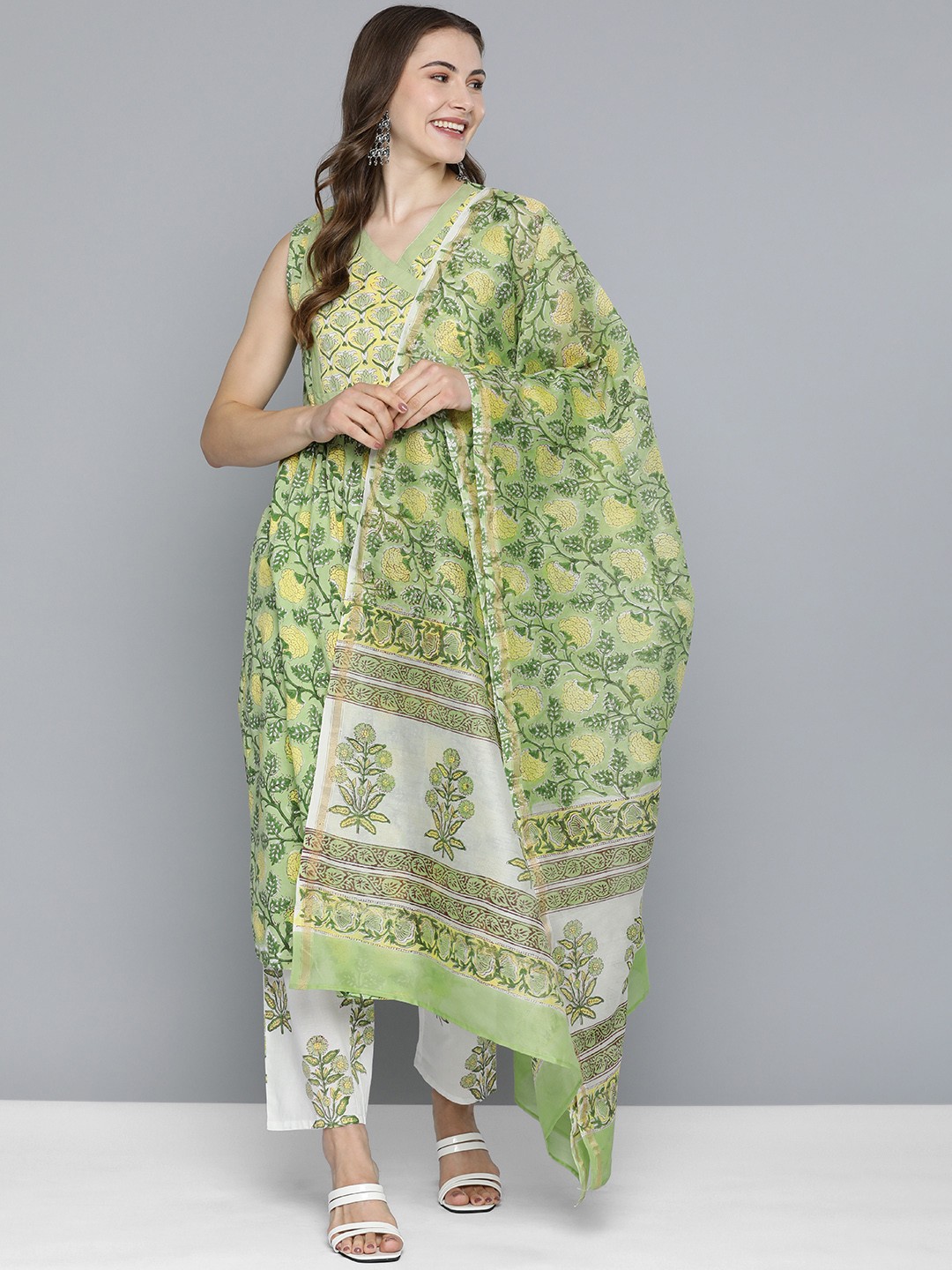 

HERE&NOW Women Floral Printed Regular Pure Cotton Kurta with Trousers & With Dupatta, Lime green