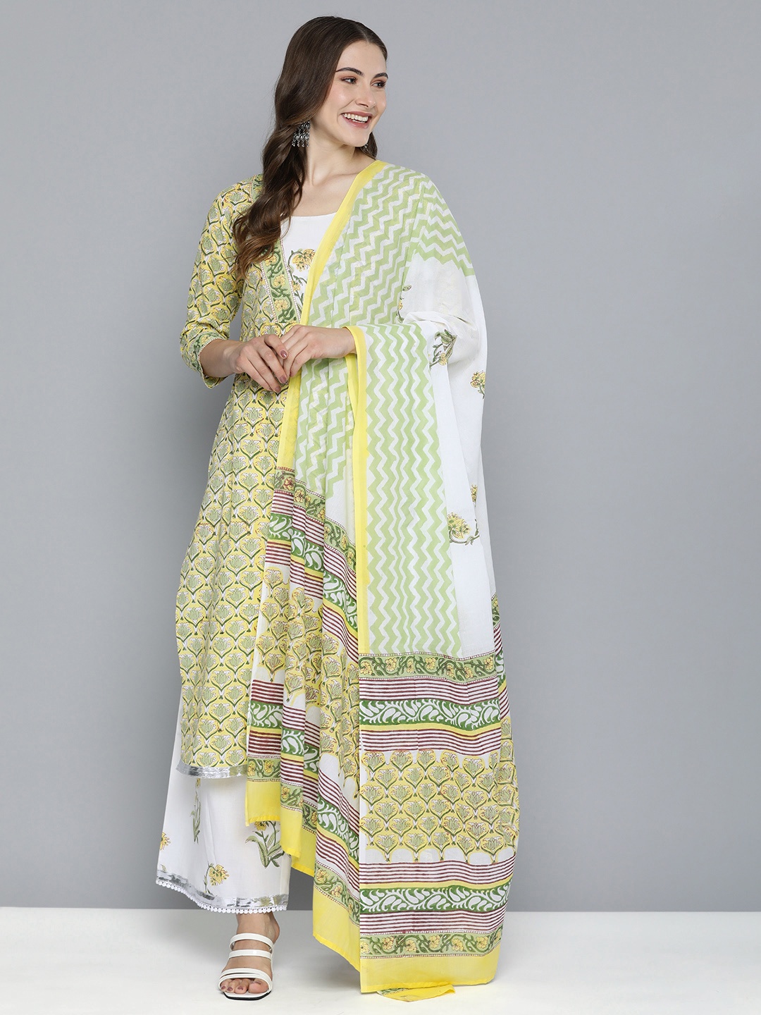 

HERE&NOW Floral Printed Regular Pure Cotton Kurta with Salwar & With Dupatta, Cream