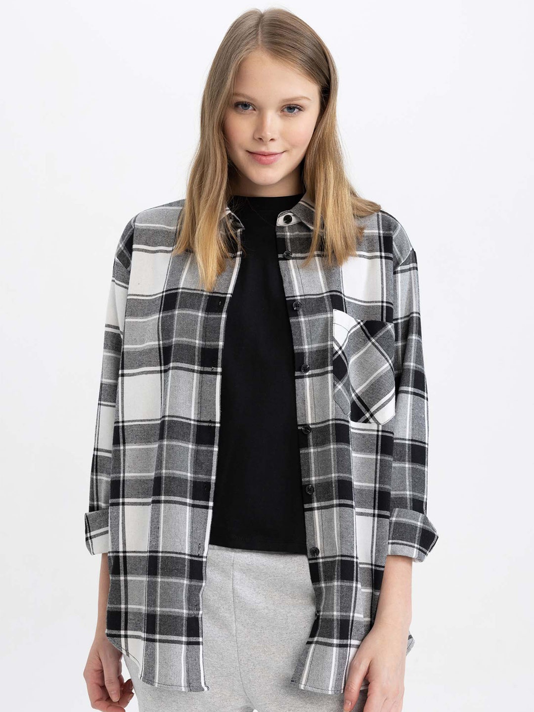 

DeFacto Tartan Checks Checked Casual Shirt, Black