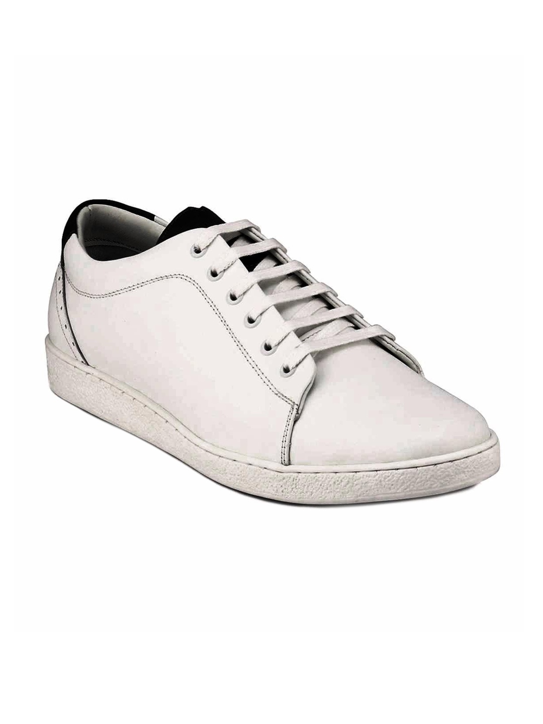 

Red Chief Men Textured Leather Sneakers, White
