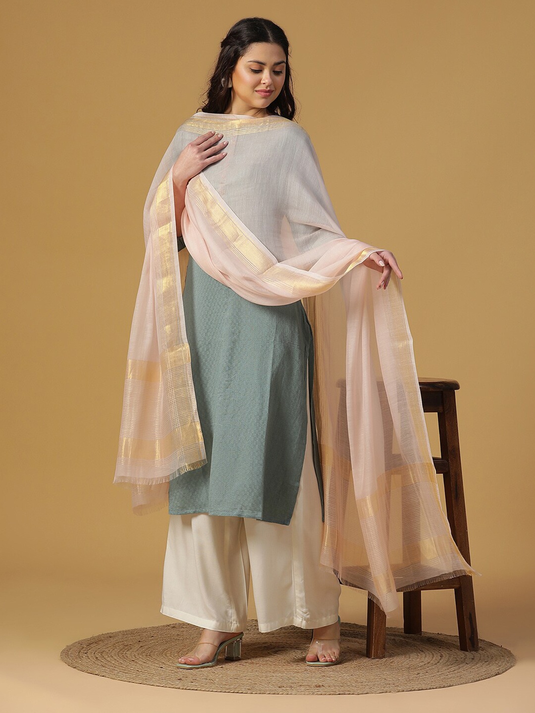 

SHINGORA Dobby Woven Zari Dupatta, Pink