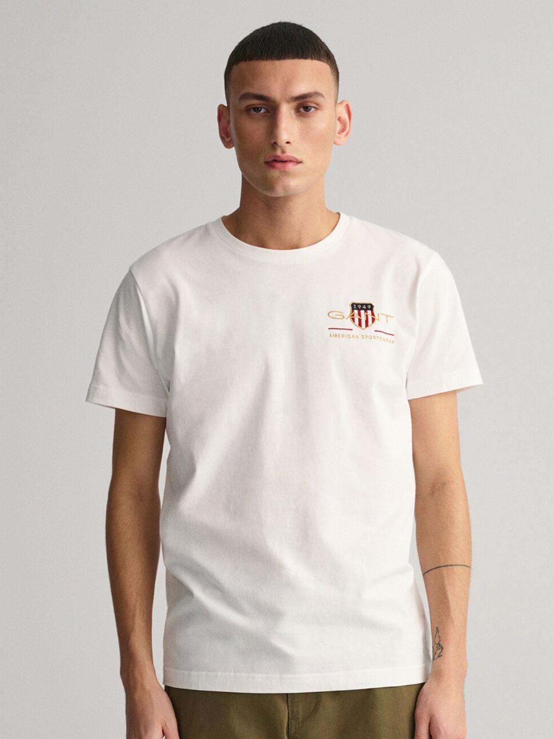 

GANT Regular Fit Logo Mania Round Neck Tshirts, White
