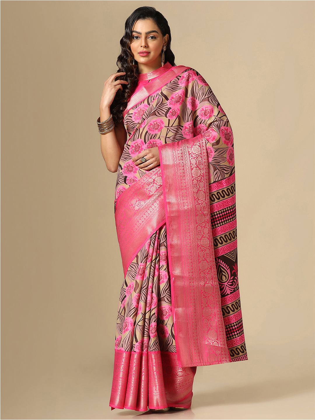 

Satrani Floral Printed Jacquard Saree, Beige