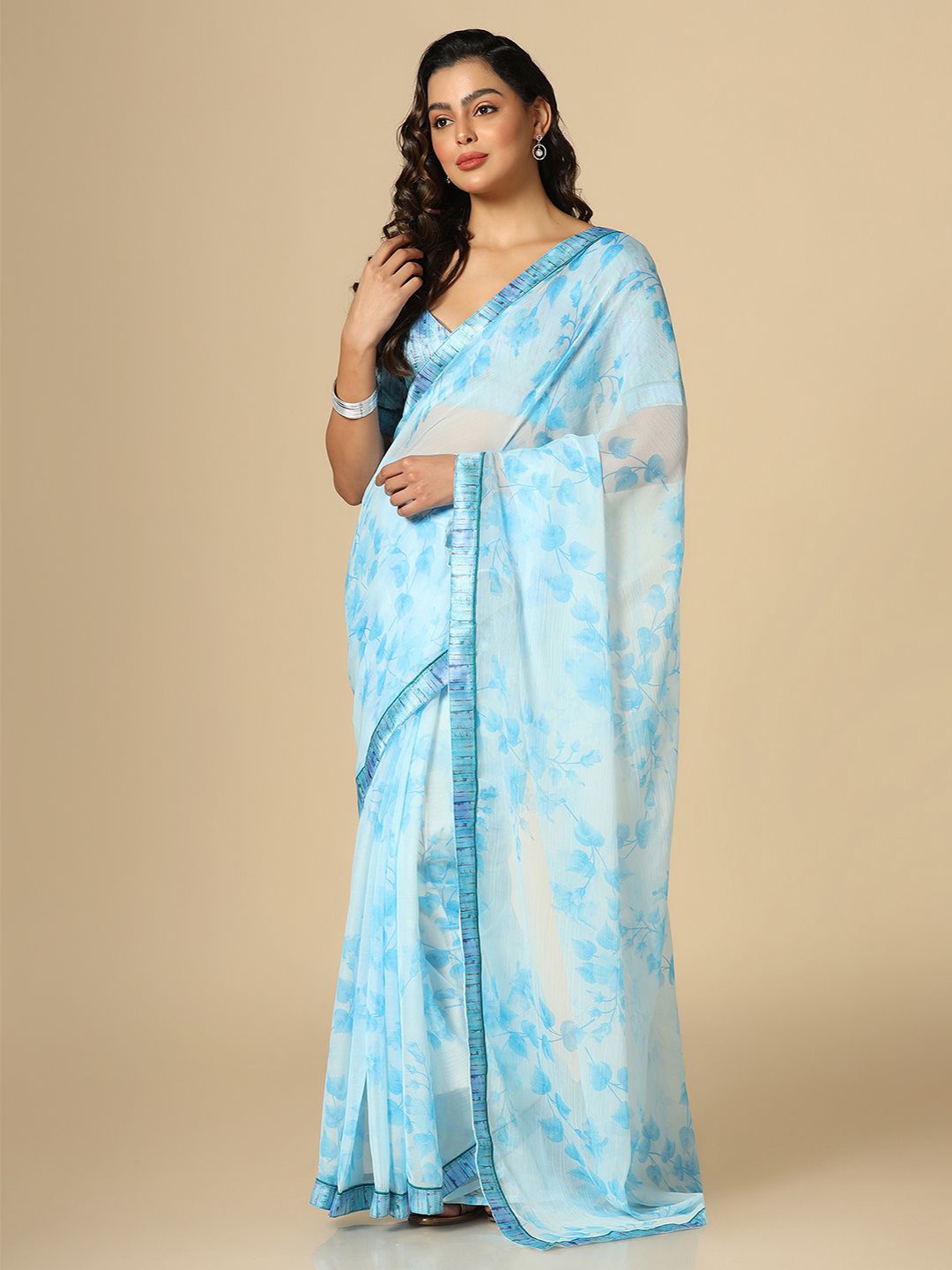 

Satrani Floral Printed Pure Chiffon Saree, Blue