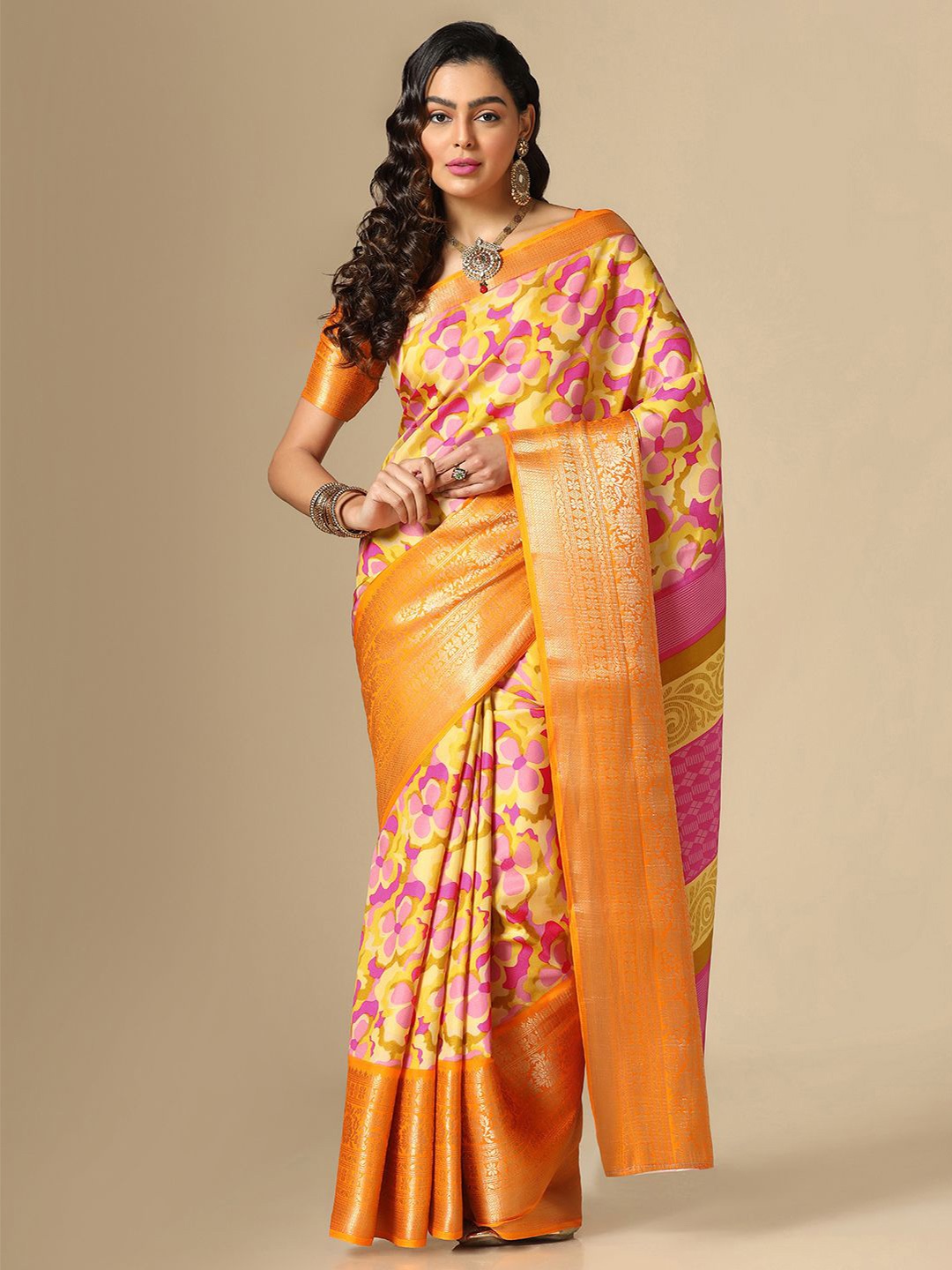 

Satrani Floral Motif Printed Zari Saree, Orange