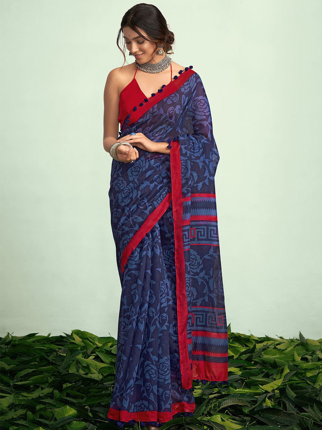 

Satrani Floral Printed Saree, Blue