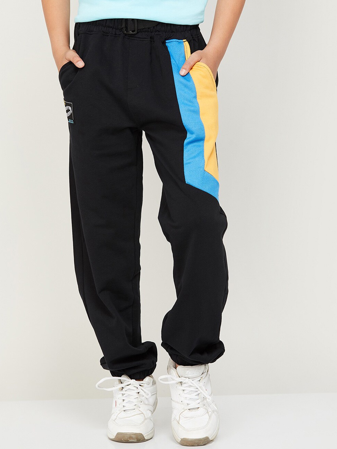 

Fame Forever by Lifestyle Boys Colourblocked Cotton Joggers, Black