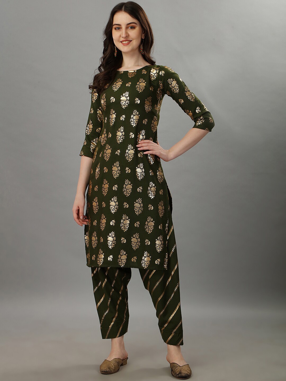 

GUFRINA Floral Printed Round Neck Kurta with Salwar, Olive