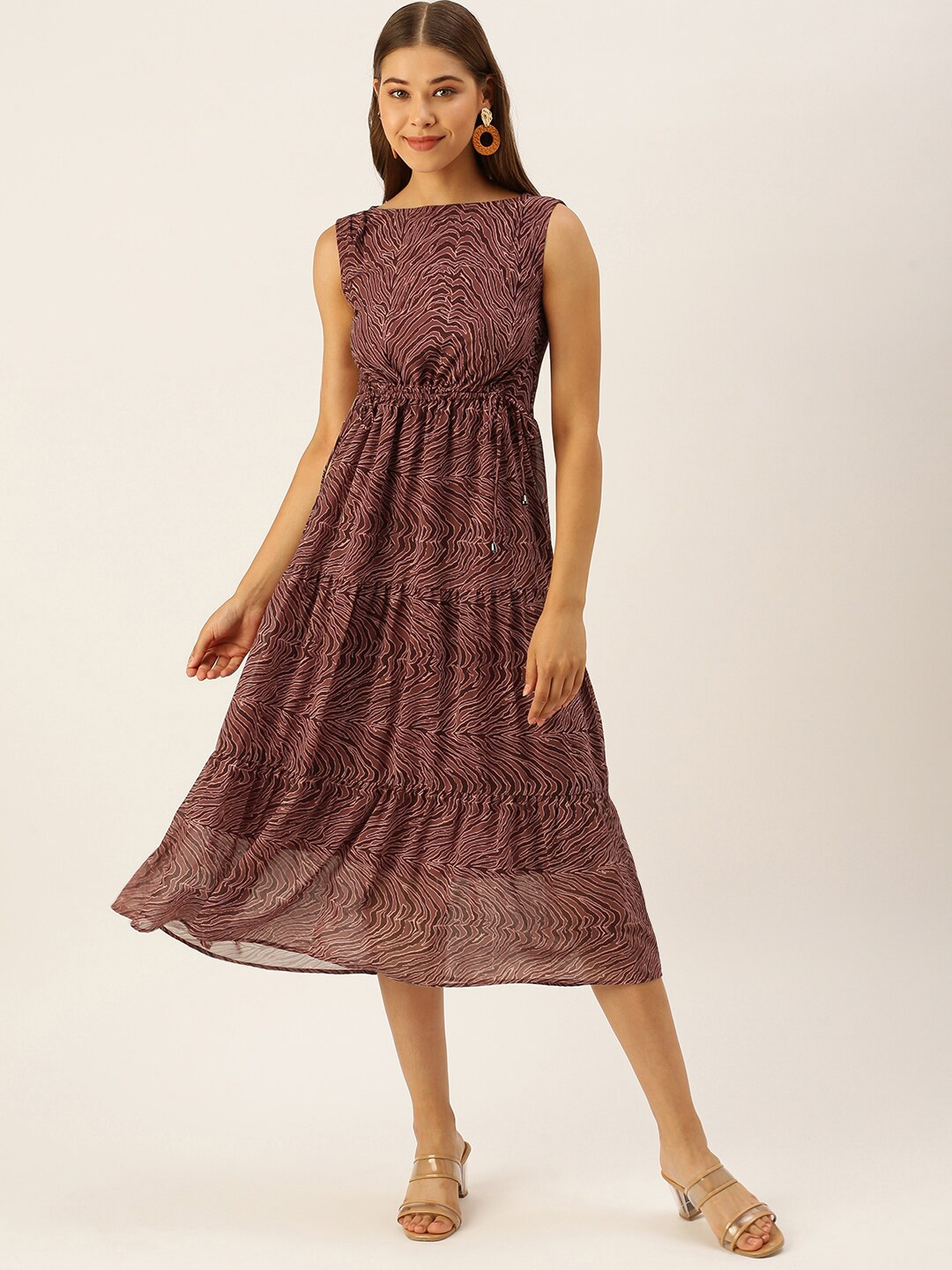 

Sangria Animal Printed Tie-Up Detail Boat Neck Tiered Fit & Flare Dress, Maroon