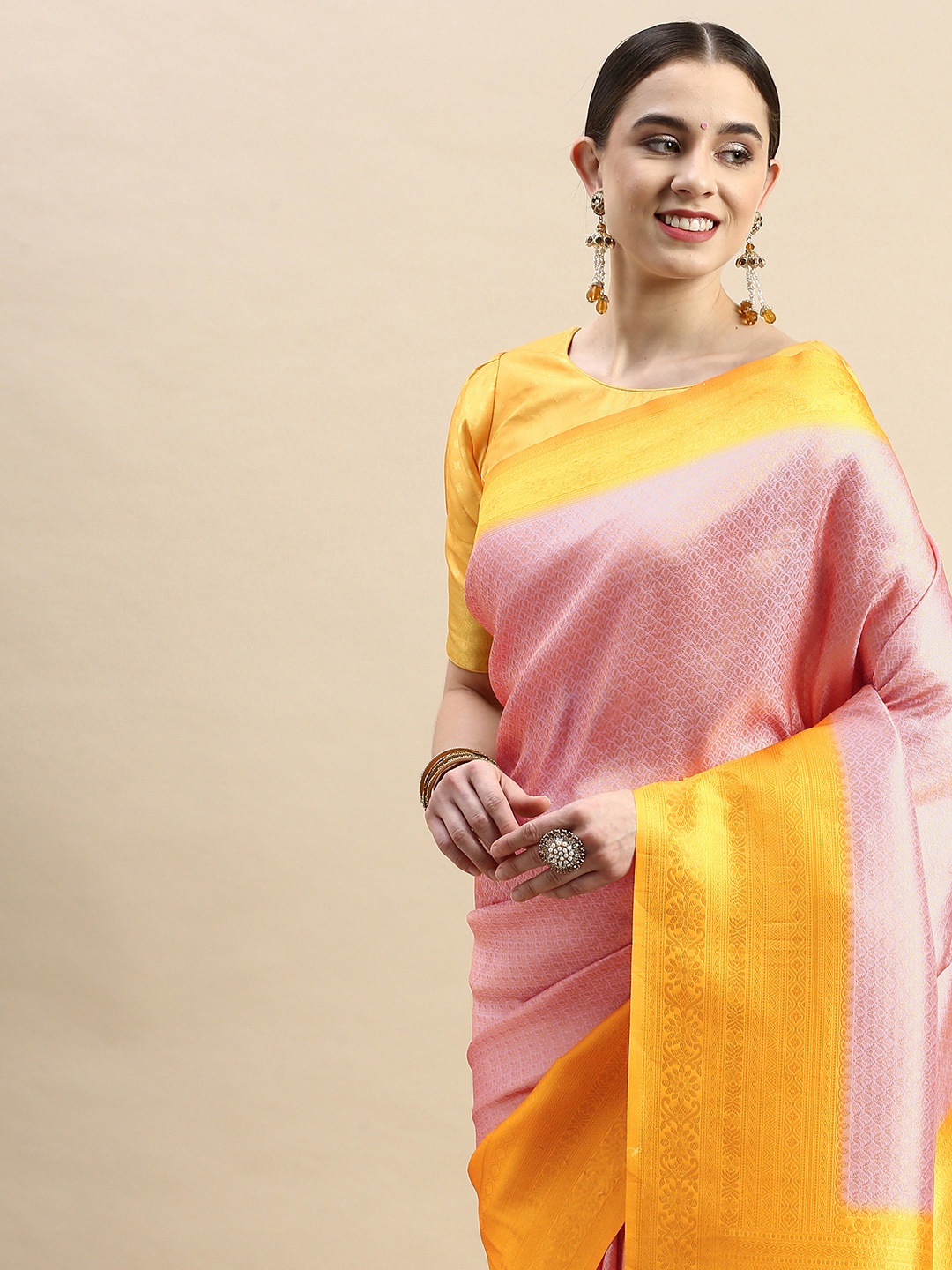 

VASTRANAND Ethnic Motifs Zari Silk Blend Banarasi Saree, Pink