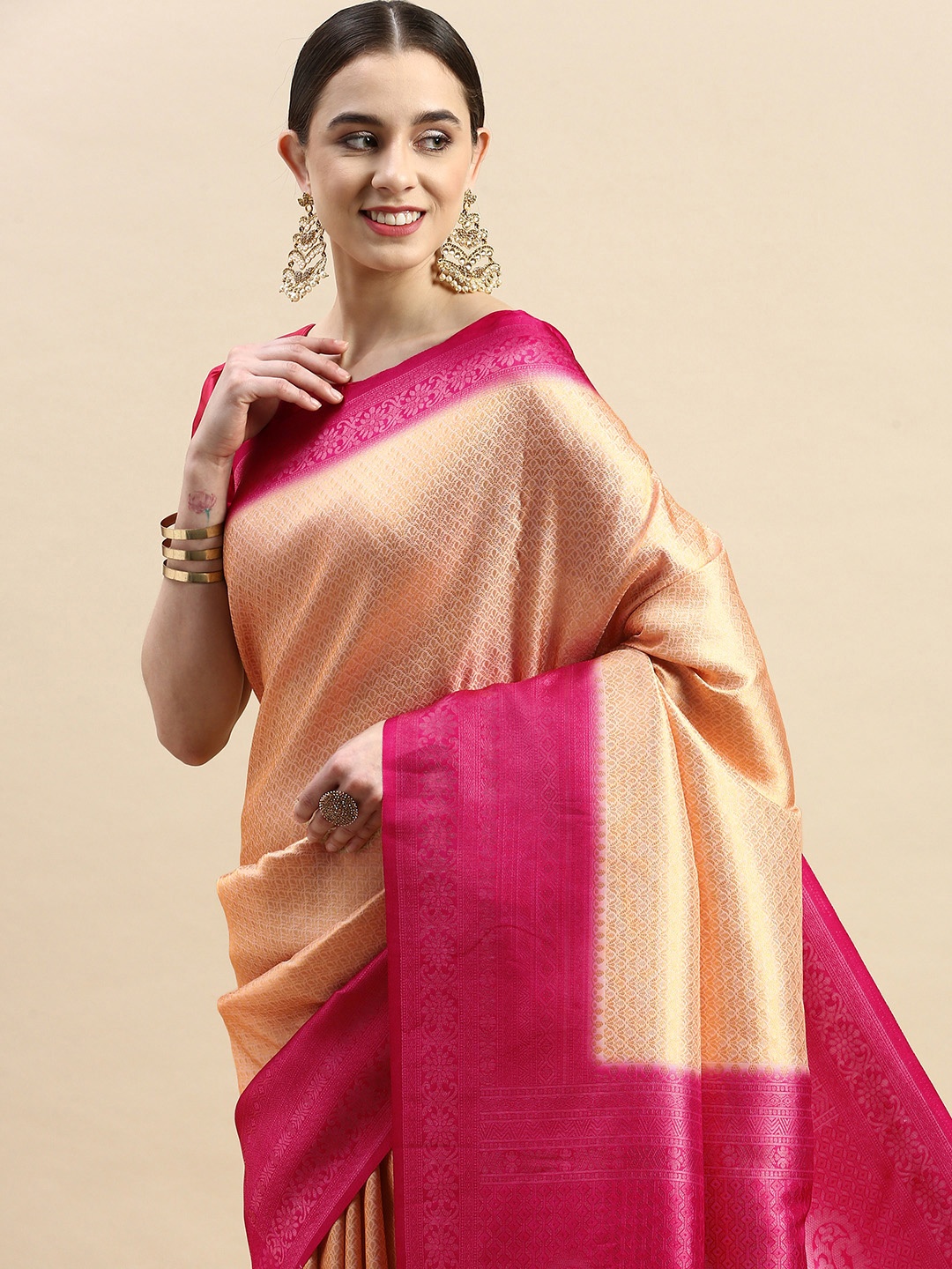 

VASTRANAND Ethnic Motifs Zari Silk Blend Banarasi Saree, Cream