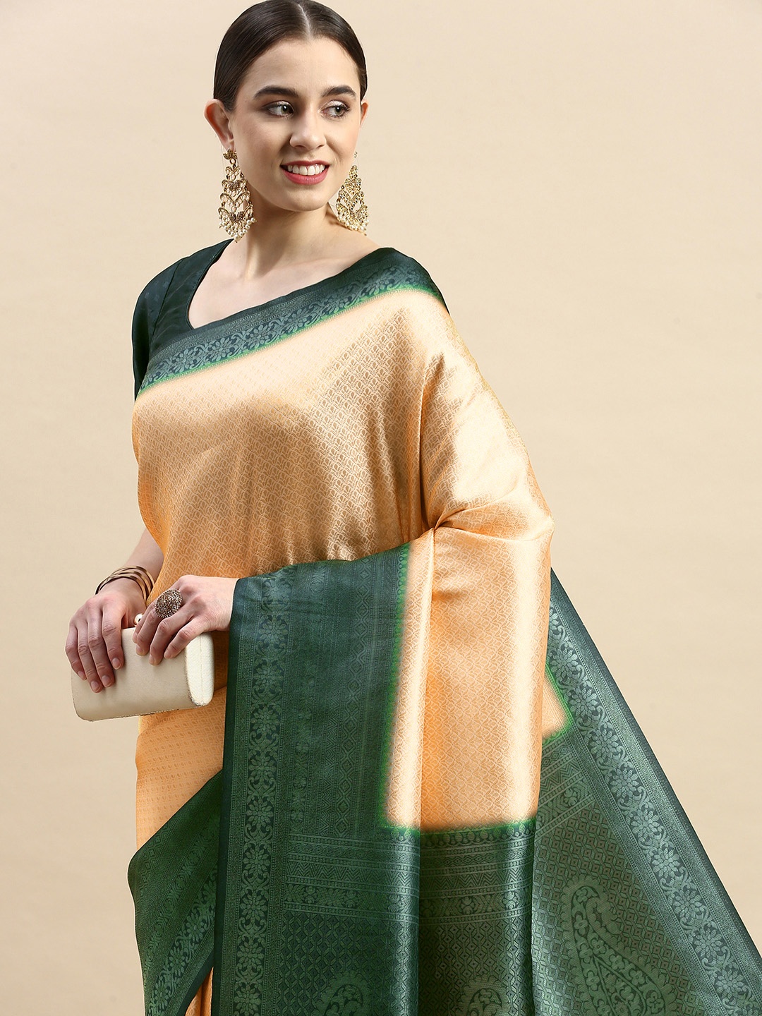 

VASTRANAND Ethnic Motifs Zari Banarasi Saree, Cream