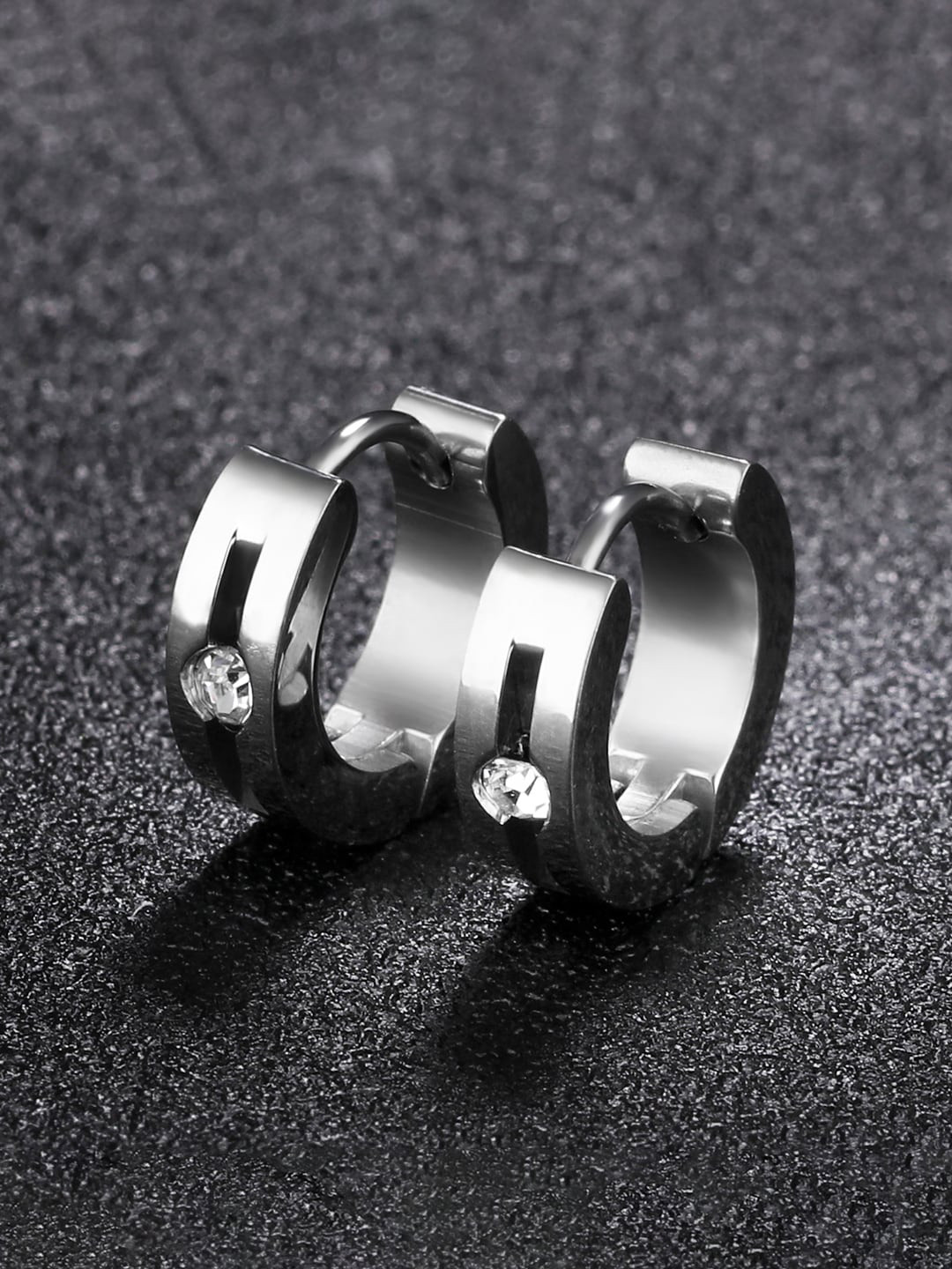 

Peora Silver-Plated Contemporary Hoop Earrings