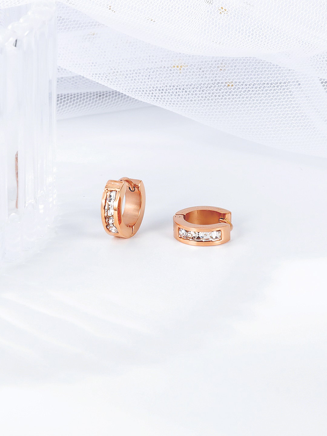 

Peora Rose Gold-Plated Contemporary Studs Earrings, White