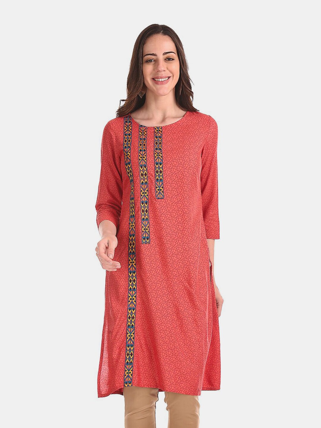 

V-Mart Geometric Printed Thread Work Pure Cotton Kurta, Red