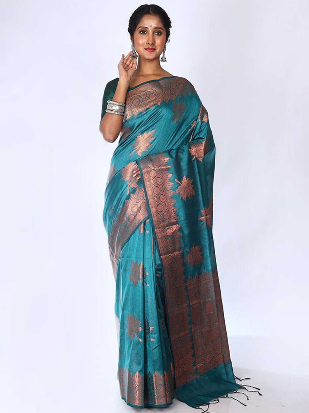 

AllSilks Ethnic Motifs Woven Design Zari Kota Kora Silk Saree, Green