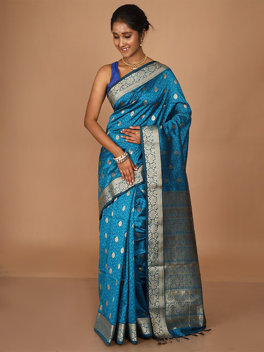 

AllSilks Floral Woven Design Zari Kanjeevaram Saree, Blue