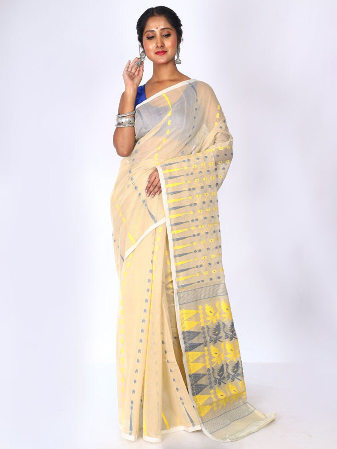 

AllSilks Woven Design Taant Jamdani Saree, Cream