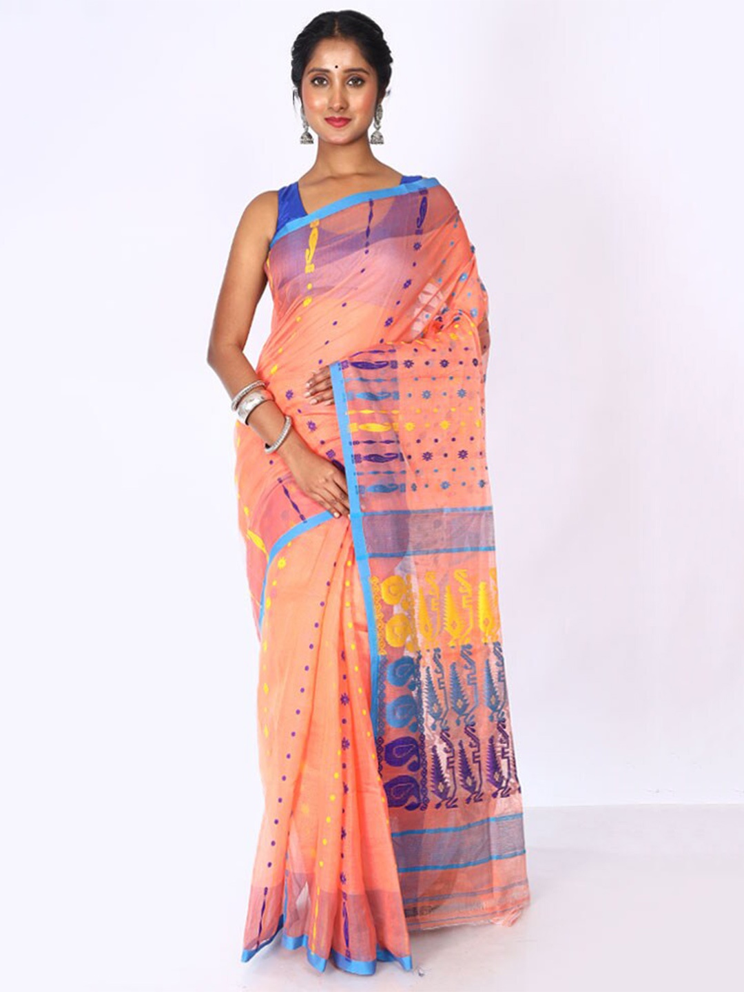 

AllSilks Paisley Woven Design Taant Saree, Peach