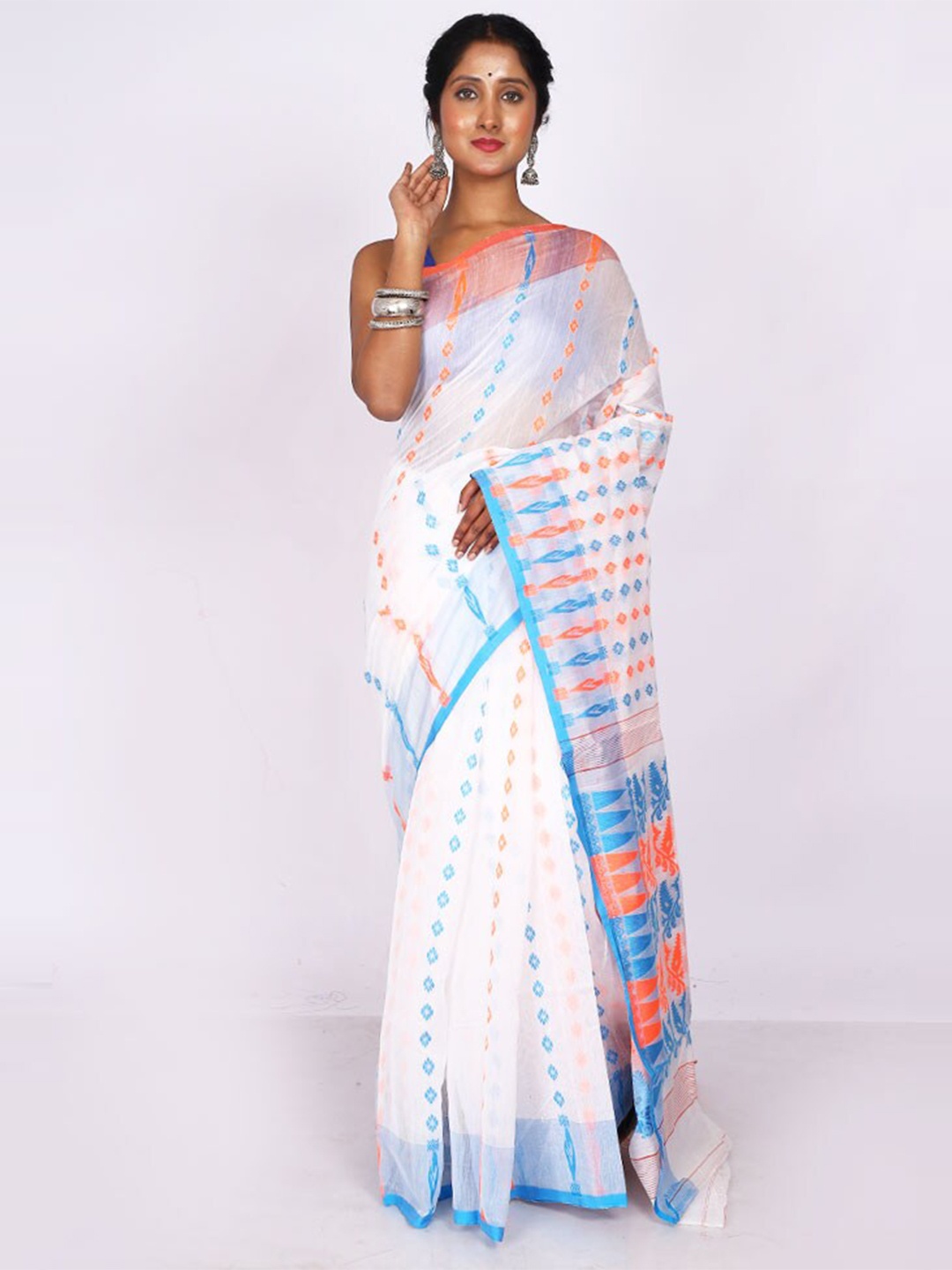 

AllSilks Ethnic Motifs Woven Design Taant Saree, White