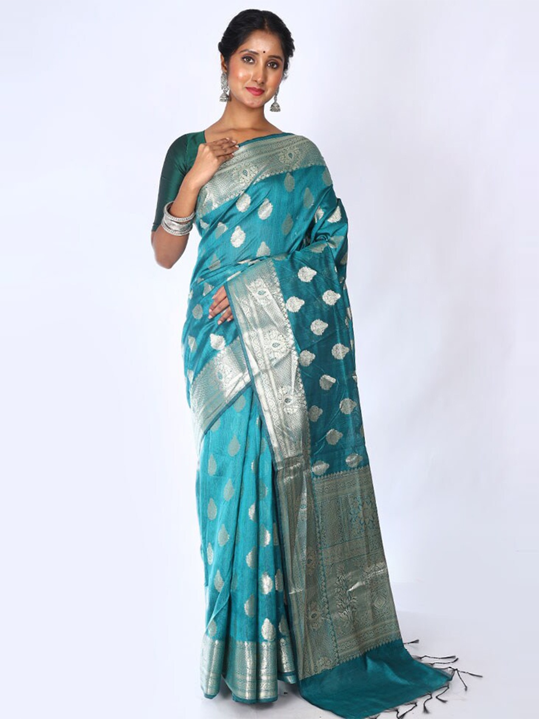 

AllSilks Ethnic Motifs Woven Design Zari Kota Saree, Green